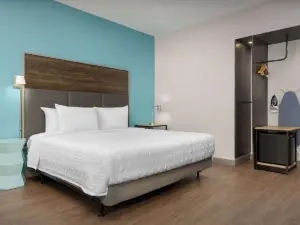 Tru by Hilton Chesterfield Township Detroit