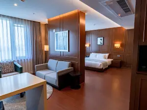 Gwangyang Lacky Hotel