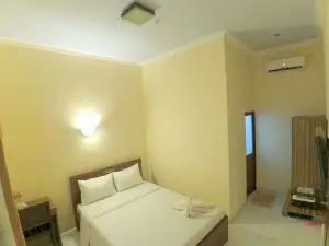 波諾羅戈桑吉塔飯店