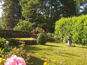 Les Tables Aux Vaches Raviège