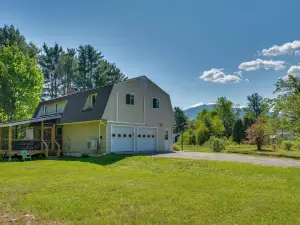 บ้านสงบและเป็นส่วนตัว Franconia ที่ Cannon!