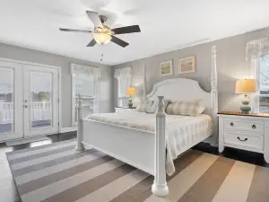 Lake Sinclair Waterfront – Peaceful 270° Peninsula