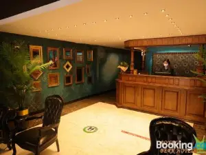 Royal Berk Hotel