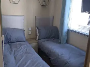 Remarkable 3-Bed Caravan in Porthcawl UK