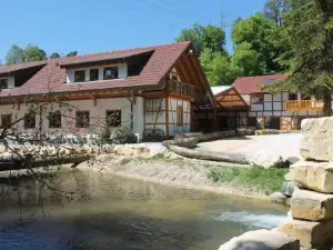 Erlebnisgastronomie Lochmuhle