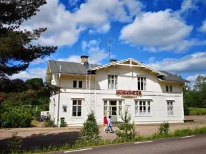 Perrongen Guesthouse