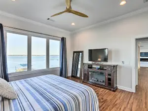 Beautiful Waterfront Getaway w/ Dock!