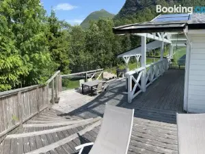 Jølster Holiday Home