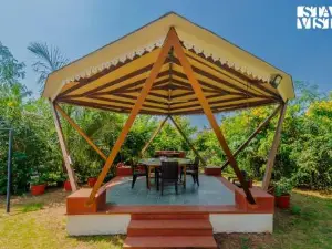 StayVista's Hill Crest Mansion - Hill-View Villa with Private Pool, Deck, Lawn & Gazebo