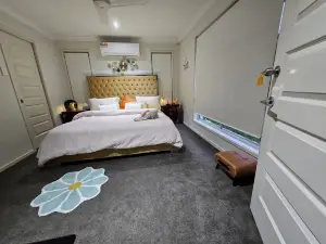 Room in House - Big Home to Share with a Small Family