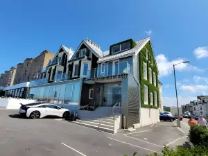 OYO Newquay Beach Hotel