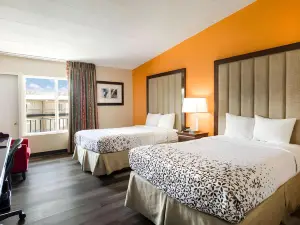 Fairmount Inn & Suites - Stroudsburg, Poconos