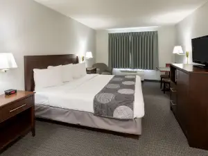 GrandStay Hotel & Suites Hastings