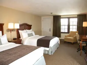 Holiday Hill Inn & Suites