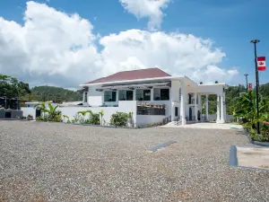 Sky's Villa Resort