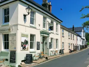 Station House, Dartmoor and Coast Located, Village Centre Hotel