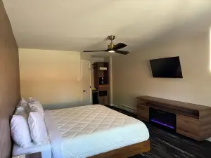 Lone Eagle Lodge