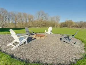 Large Home w/ Land in Prairie Farm!