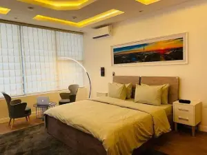 White Angels Hotel and Suites