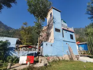 Rosevale Hotel, Balakot