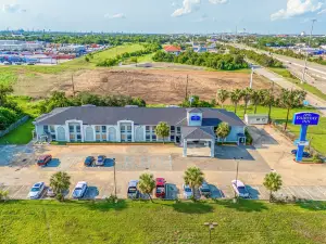 Capital O Fairway Inn - Baytown la Porte TX