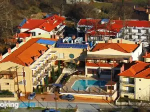 4 Epoxes Hotel Spa