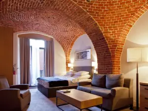 Great Polonia the Granary la Suite Hotel
