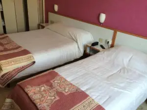 Logis Hôtel les Chardons Bleus Restaurant le Bistrot de La Mer