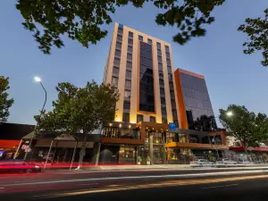 Tryp by Wyndham Pulteney Street Adelaide