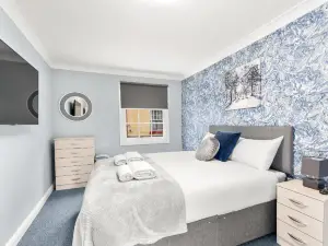 Town House Rooms