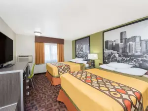 Super 8 by Wyndham Moberly MO