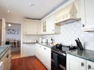 Spacious 3 bedrooms Cottage in Whalley