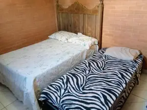 GV Apartamentos- 2qt-ar Cond- Area Central Com Vista Espetacular
