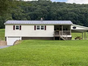 The Cottage at Lick Creek
