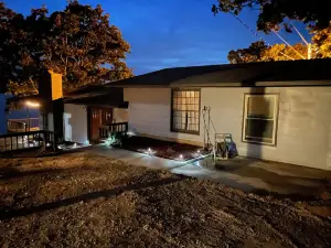 Best sunset on the Lake! Waterfront Home Private Boat Dock, Fire Pit and More!