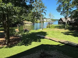 Beautiful lake space, privacy, canoe, kayaks, sunsets