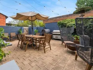 3 Bed Fully Renovated with Outdoor Fun