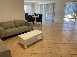 Ocean Keys Family Accommodation