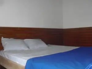 Mr.Din Rinjani Trails Hotel