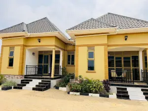 Zotel leisure courts kisigula