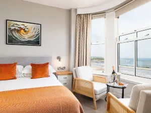 The Clarence Gardens Hotel