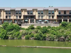 Hidden Falls Inn