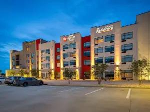Best Western Plus Executive Residency Rigbys Water World Hotel