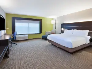Holiday Inn Express & Suites Parkersburg East