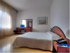 Nuovo Hotel San Martino Snc