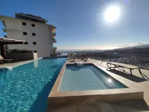 Charmant F2 à SkyNui, Piscine de 25m et Vue Mer