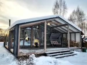 Panorama (na Territorii Parka Mezhdurechye) Eco-Hotel