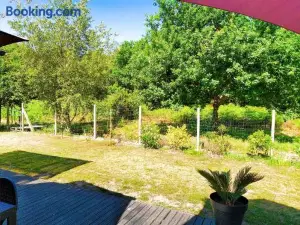 EntreLac&Océan2 - Chambre d'hôtes-Entrée et Terrasse privée - Cyclotouristes et Motards Bienvenus