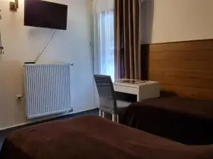 Planinski Dom na Travni Gori
