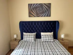 Chic & cosy Flat Near Airport lockbox fast wifi